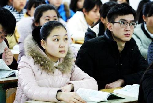 大厨女学生爆料视频,独家爆料视频曝光  第3张